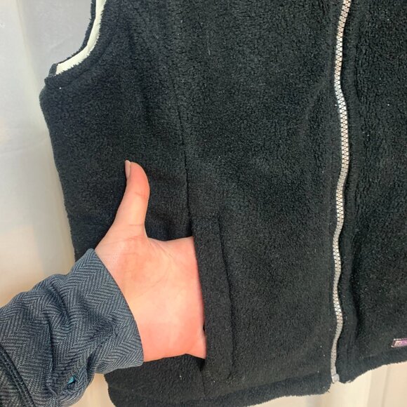 OP Reversible Lined Vest - Picture 8 of 9